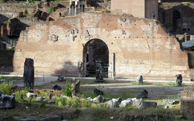 Basilica Emilia - ingresso