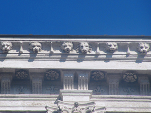 Palazzo Farnese - façade over the Tiber